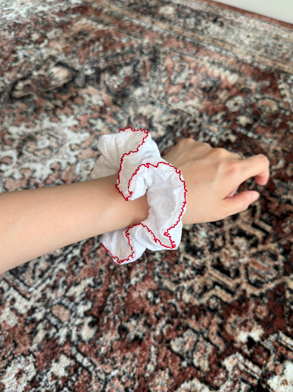 Red Line White Scrunchies